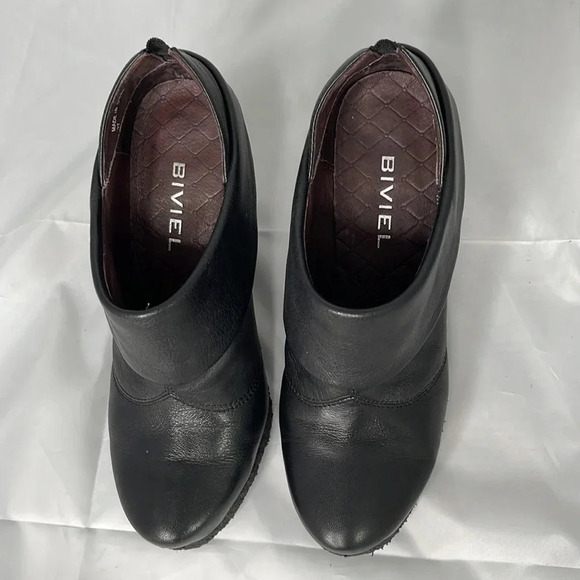 BIVIEL Wedge Booties Black Almond Toe Cuff Leather Textured Rubber Sole Size 37 - Picture 7 of 12